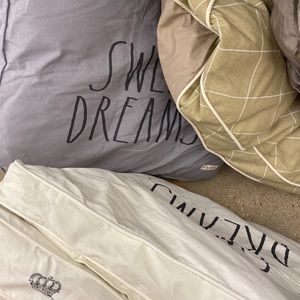 Rae Dunn dog bed